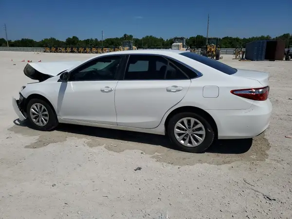 4T4BF1FK9GR530199 2016 TOYOTA CAMRY - Image 2