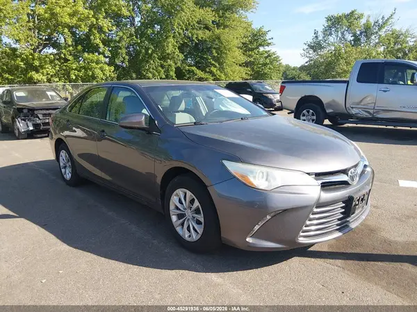 4T4BF1FK9GR530770 2016 TOYOTA CAMRY - Image 1