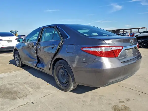 4T4BF1FK9GR540439 2016 TOYOTA CAMRY - Image 2