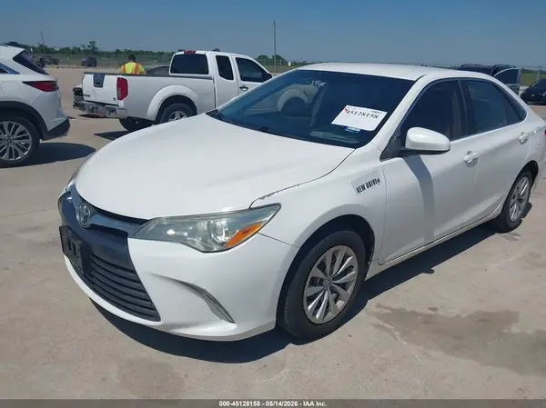 4T4BF1FK9GR541834 2016 TOYOTA CAMRY - Image 2