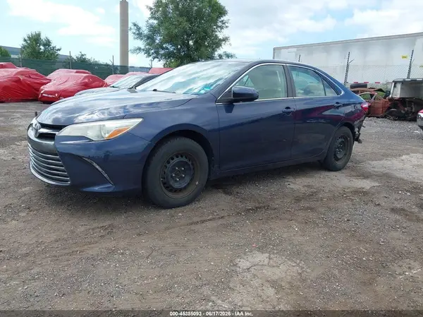 4T4BF1FK9GR542322 2016 TOYOTA CAMRY - Image 2