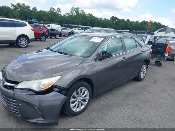 4T4BF1FK9GR543051 2016 TOYOTA CAMRY - Image 2