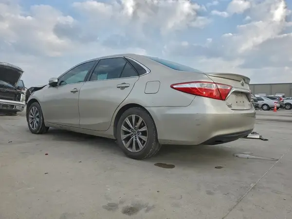 4T4BF1FK9GR545317 2016 TOYOTA CAMRY - Image 2
