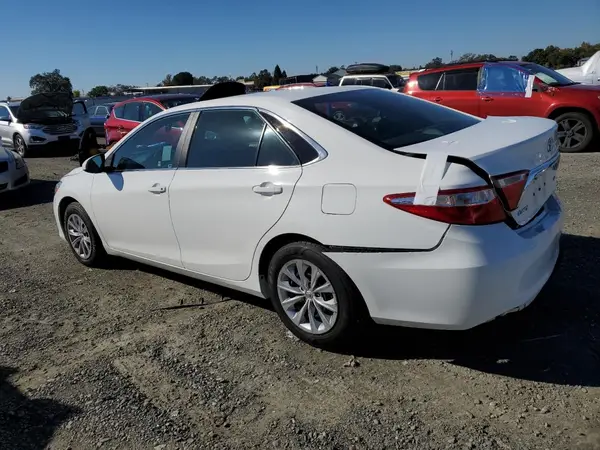 4T4BF1FK9GR545897 2016 TOYOTA CAMRY - Image 2