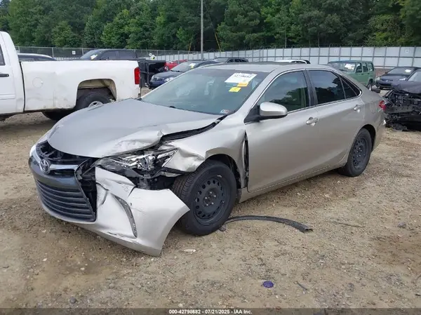 4T4BF1FK9GR547035 2016 TOYOTA CAMRY - Image 2