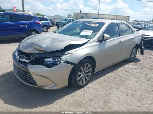 4T4BF1FK9GR552560 2016 TOYOTA CAMRY - Image 2