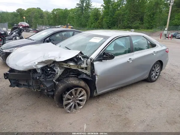 4T4BF1FK9GR554020 2016 TOYOTA CAMRY - Image 2
