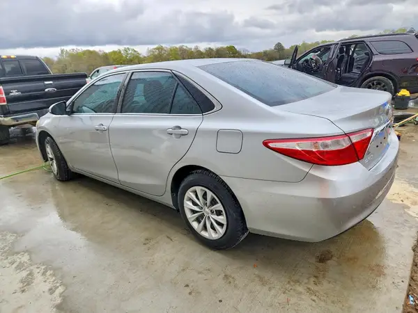 4T4BF1FK9GR556902 2016 TOYOTA CAMRY - Image 2
