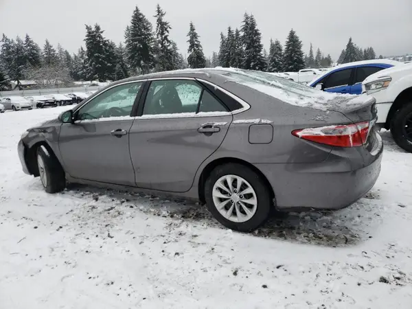 4T4BF1FK9GR558598 2016 TOYOTA CAMRY - Image 2
