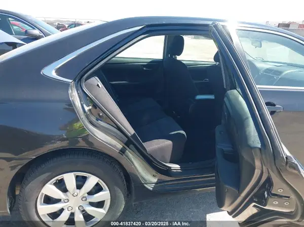 4T4BF1FK9GR565129 2016 TOYOTA CAMRY - Image 8
