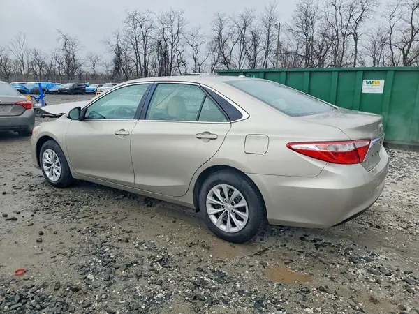 4T4BF1FK9GR566328 2016 TOYOTA CAMRY - Image 2