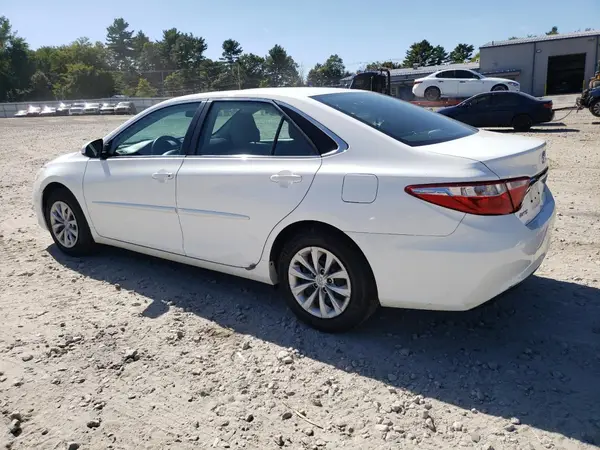 4T4BF1FK9GR569178 2016 TOYOTA CAMRY - Image 2