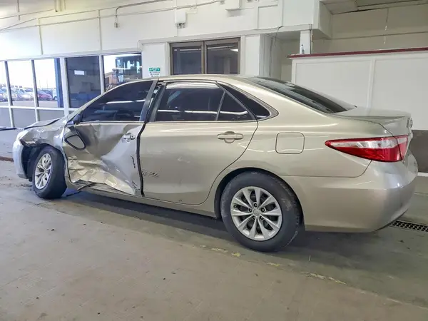 4T4BF1FK9GR572971 2016 TOYOTA CAMRY - Image 2