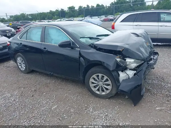 4T4BF1FK9GR578186 2016 TOYOTA CAMRY - Image 1