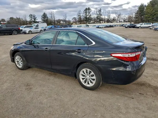 4T4BF1FK9GR578351 2016 TOYOTA CAMRY - Image 2