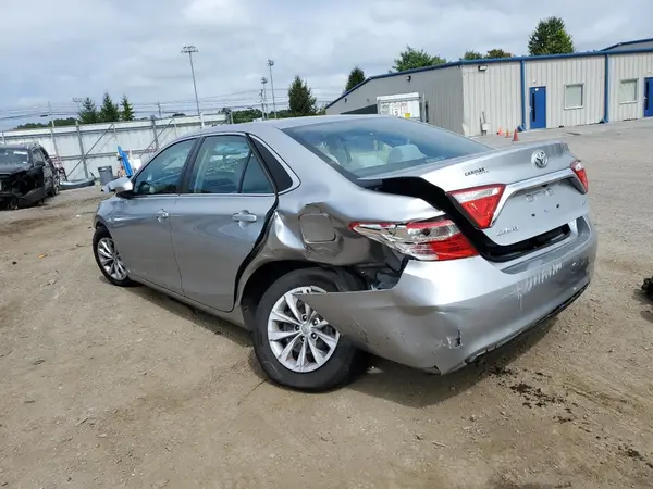 4T4BF1FK9GR584490 2016 TOYOTA CAMRY - Image 2