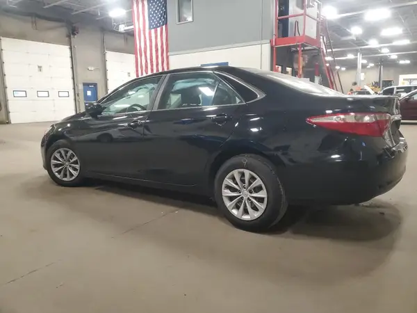 4T4BF1FKXGR517915 2016 TOYOTA CAMRY - Image 2
