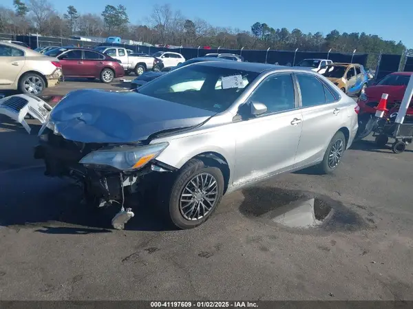4T4BF1FKXGR520555 2016 TOYOTA CAMRY - Image 2