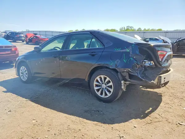 4T4BF1FKXGR521236 2016 TOYOTA CAMRY - Image 2