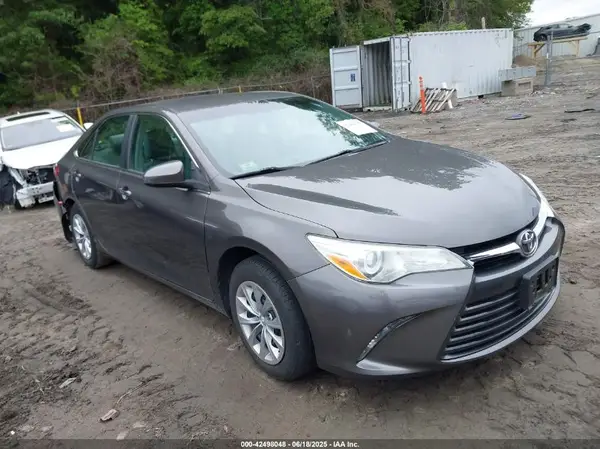 4T4BF1FKXGR527358 2016 TOYOTA CAMRY - Image 1