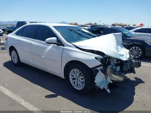 4T4BF1FKXGR527442 2016 TOYOTA CAMRY - Image 1