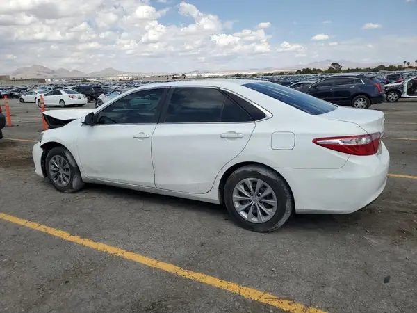 4T4BF1FKXGR528106 2016 TOYOTA CAMRY - Image 2