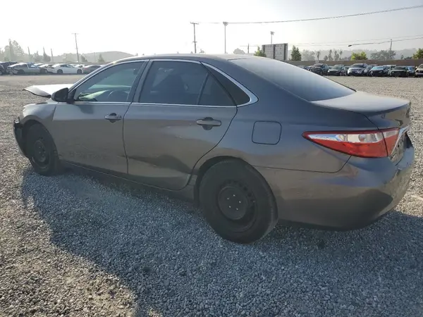 4T4BF1FKXGR532110 2016 TOYOTA CAMRY - Image 2