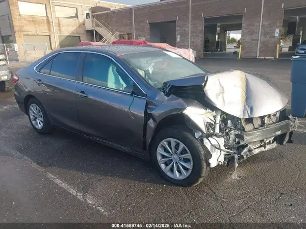 4T4BF1FKXGR537176 2016 TOYOTA CAMRY - Image 1