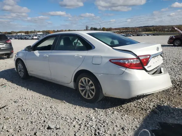 4T4BF1FKXGR544063 2016 TOYOTA CAMRY - Image 2