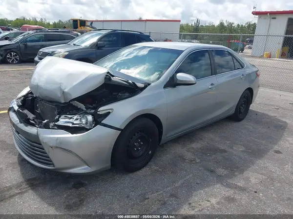 4T4BF1FKXGR549585 2016 TOYOTA CAMRY - Image 2
