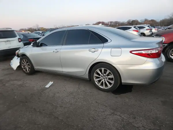 4T4BF1FKXGR550333 2016 TOYOTA CAMRY - Image 2