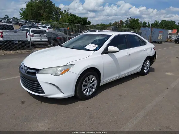 4T4BF1FKXGR552728 2016 TOYOTA CAMRY - Image 2