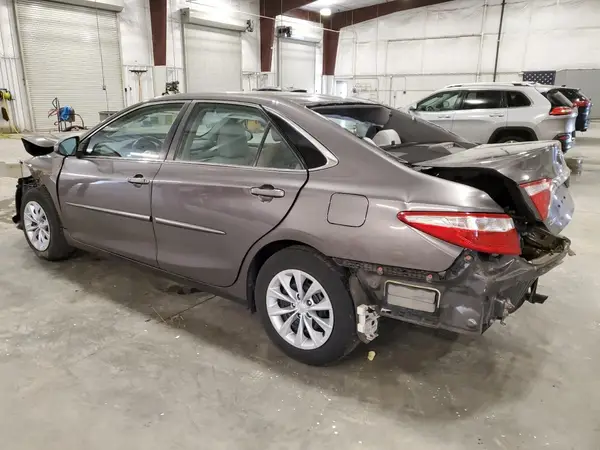 4T4BF1FKXGR553779 2016 TOYOTA CAMRY - Image 2