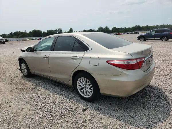 4T4BF1FKXGR553832 2016 TOYOTA CAMRY - Image 2