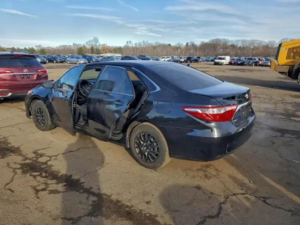 4T4BF1FKXGR556195 2016 TOYOTA CAMRY - Image 2