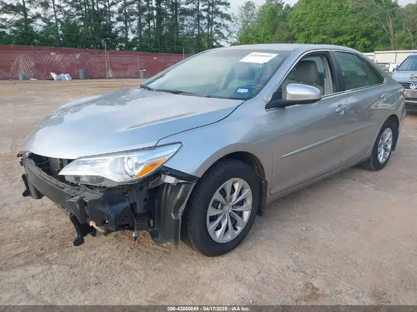 4T4BF1FKXGR556603 2016 TOYOTA CAMRY - Image 2