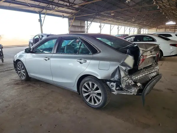 4T4BF1FKXGR559324 2016 TOYOTA CAMRY - Image 2