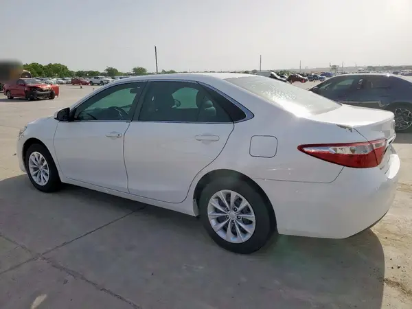 4T4BF1FKXGR559355 2016 TOYOTA CAMRY - Image 2
