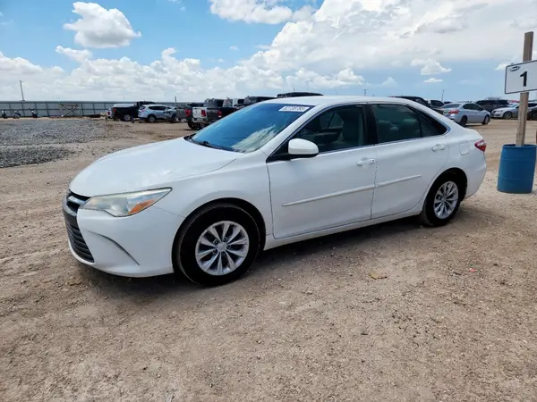 4T4BF1FKXGR561039 2016 TOYOTA CAMRY - Image 1