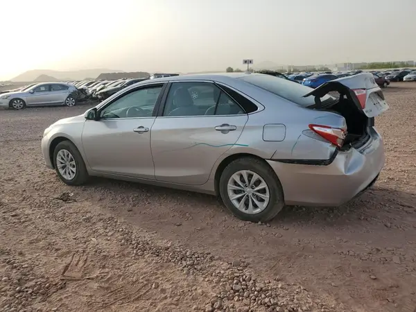 4T4BF1FKXGR562482 2016 TOYOTA CAMRY - Image 2