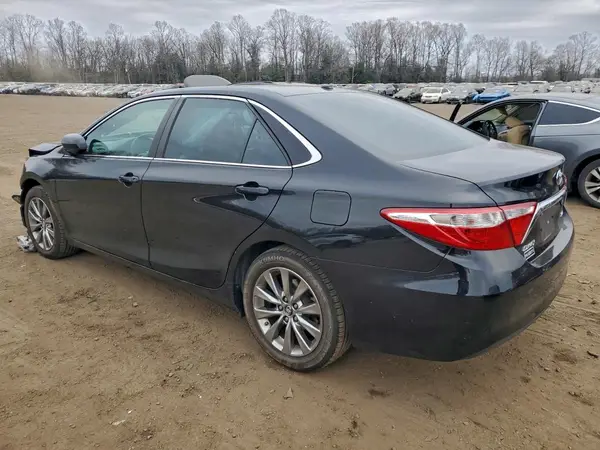 4T4BF1FKXGR563504 2016 TOYOTA CAMRY - Image 2