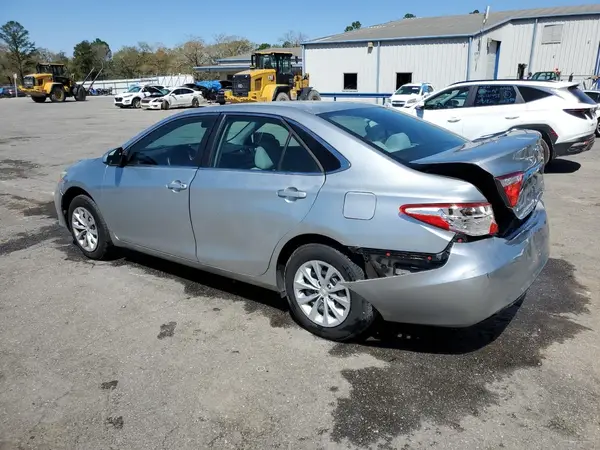 4T4BF1FKXGR565804 2016 TOYOTA CAMRY - Image 2