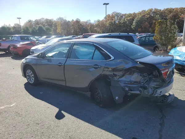 4T4BF1FKXGR565947 2016 TOYOTA CAMRY - Image 2