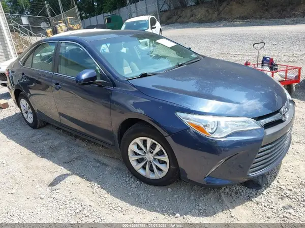 4T4BF1FKXGR565981 2016 TOYOTA CAMRY - Image 1