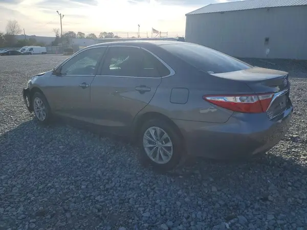 4T4BF1FKXGR569707 2016 TOYOTA CAMRY - Image 2