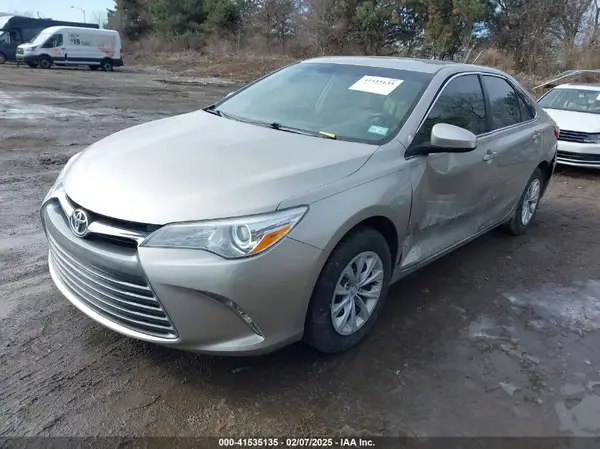 4T4BF1FKXGR569951 2016 TOYOTA CAMRY - Image 2