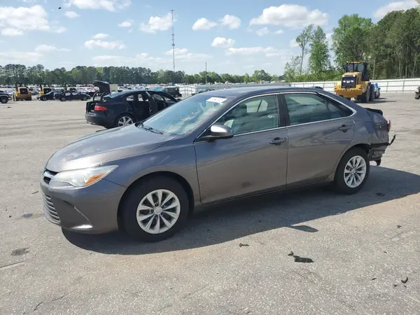 4T4BF1FKXGR573367 2016 TOYOTA CAMRY - Image 1