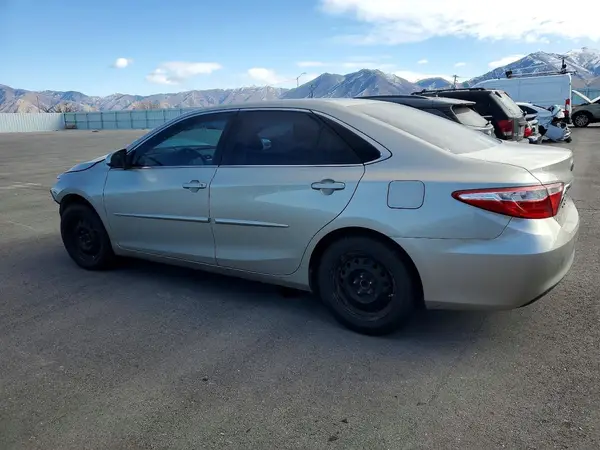 4T4BF1FKXGR573837 2016 TOYOTA CAMRY - Image 2