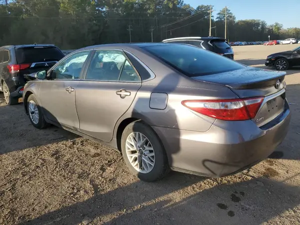 4T4BF1FKXGR575152 2016 TOYOTA CAMRY - Image 2