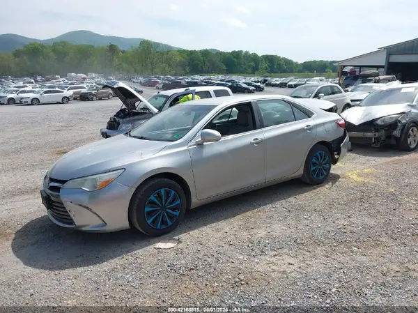 4T4BF1FU0GR542175 2016 TOYOTA CAMRY - Image 2